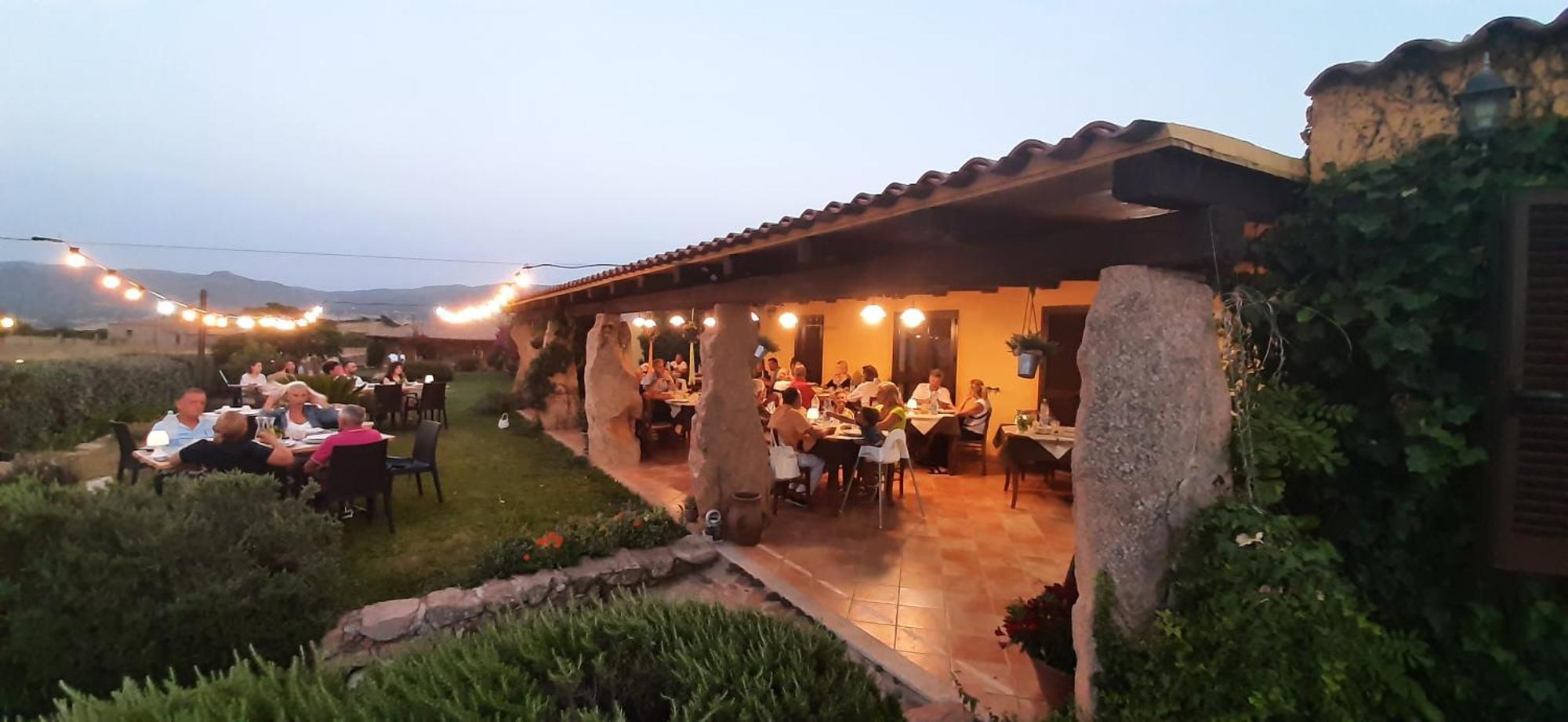 Greuli Agriturismo Lu Nodu מראה חיצוני תמונה