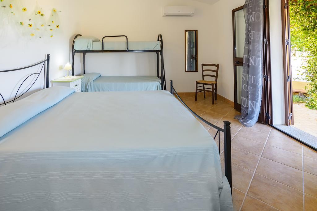 Greuli Agriturismo Lu Nodu מראה חיצוני תמונה